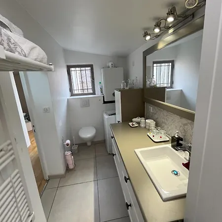 Little 펜션 Sainghin-en-Mélantois