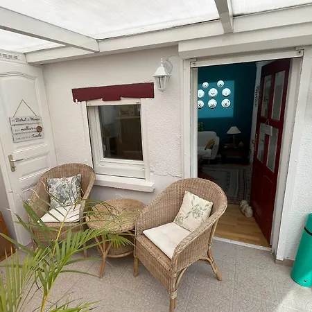 Little 펜션 Sainghin-en-Mélantois