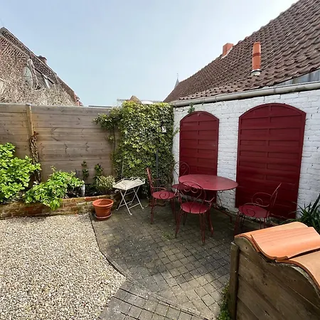 Holiday home Little Sainghin-en-Melantois